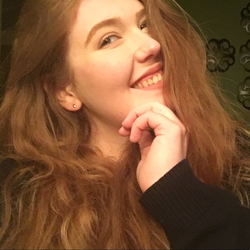 Meet your Posher, Lara